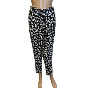 White House Black Market Matte Jersey Animal Print Tapered Ankle Pants Sz XS EUC